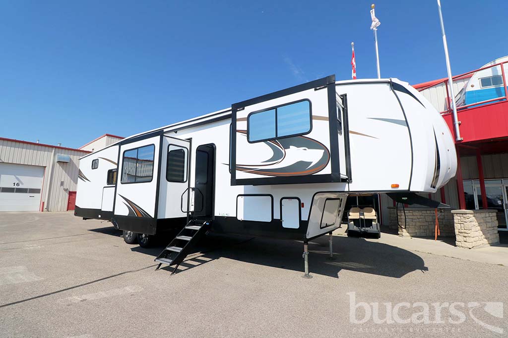 2023 Forest River Sabre Fifth Wheel